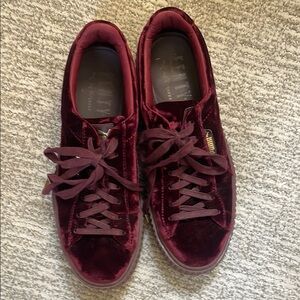 Luxurious Men's Puma Velvet Sneakers in Rich Burgundy